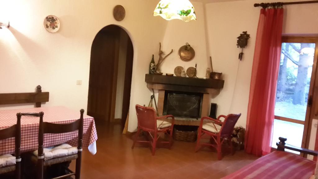 Appartamento Roccione Овиндоли Номер фото